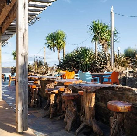 Haven Holiday Park Perran Sands Перънпорт Екстериор снимка